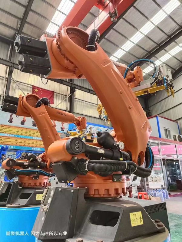 Precise KUKA KR210 R2900 Industrial Robot 210 Kg Payload And 2900mm Reach For Cutting Loading And Material Handling