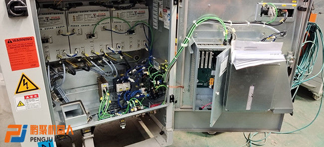 IP65 KUKA KR210 Robot 210 Kg Payload Safety Loading For Welding, Handling & More