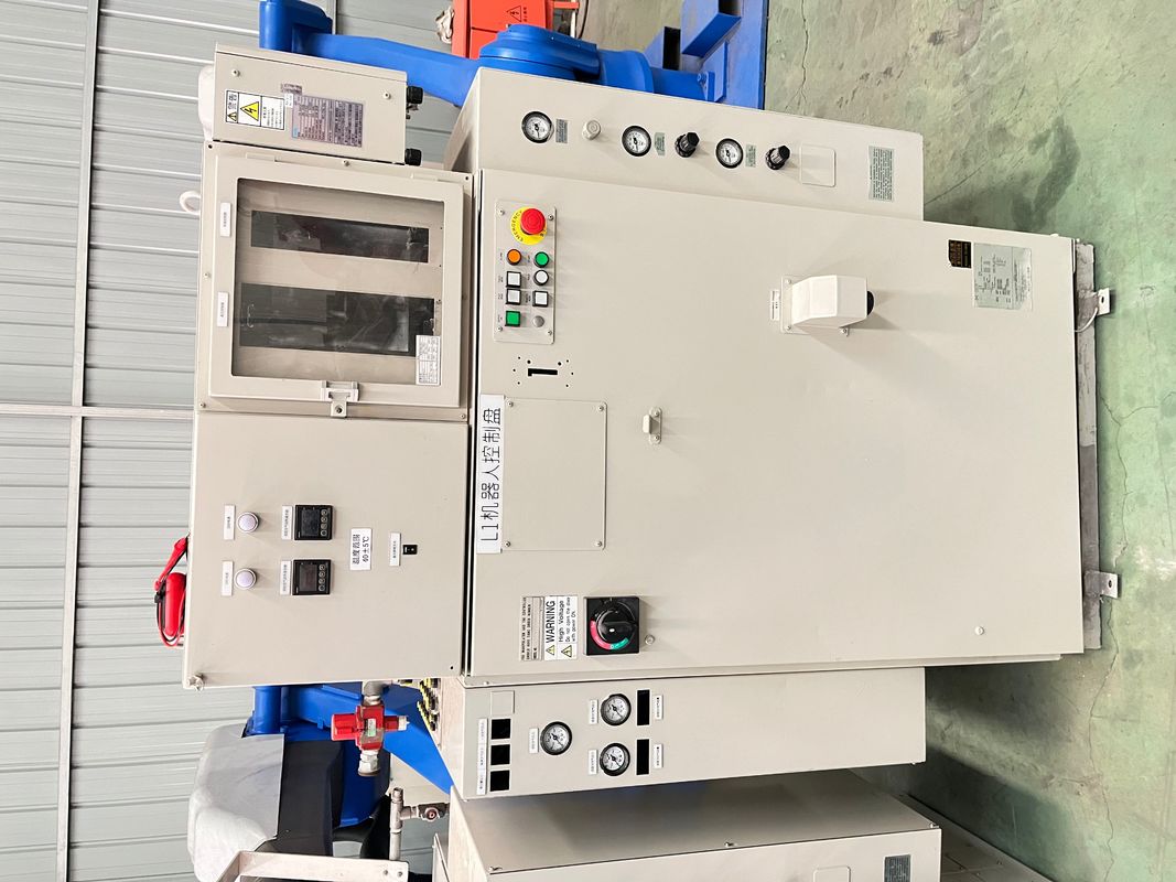 Used Yaskawa EPX2900 Fully Automatic 6 Axis Spraying Robot Arm With Explosion Proof Device