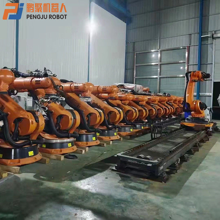 KUKA KR210-2 Spotwelding , Press Tending , Palletising , Loading And Unloading Of Parts , Machining , Handling Of Parts
