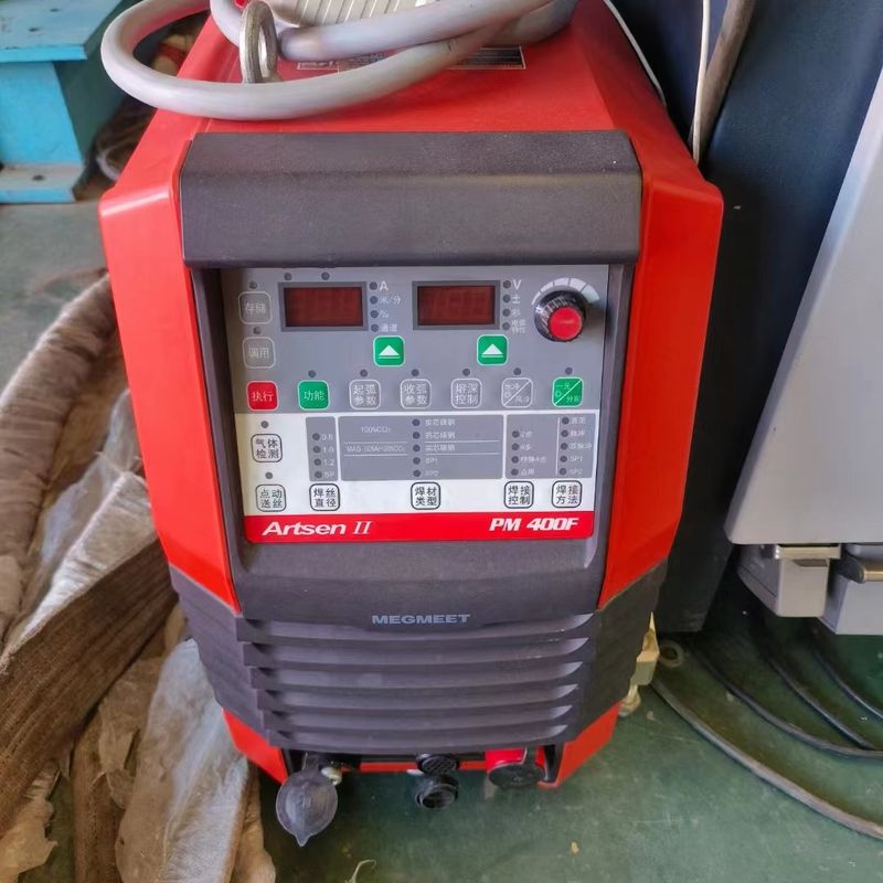 KUKA KR16 L6 Arc Welding , Loading And Unloading Of Parts , Handling Of Parts 1911mm Range 6kg Payload
