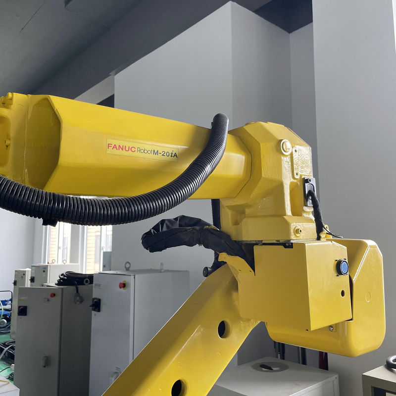 FANUC M-20iA Robots With R30iB Controller Injection Molding Robots, Dispensing Robots, Fiberglass Cutting Robots