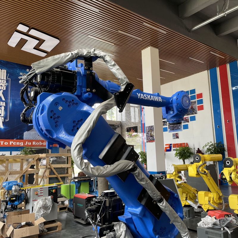 PC Programming Used YASKAWA Robots With 50 Kg Payload Capacity Material Handling , Plasma Cutting
