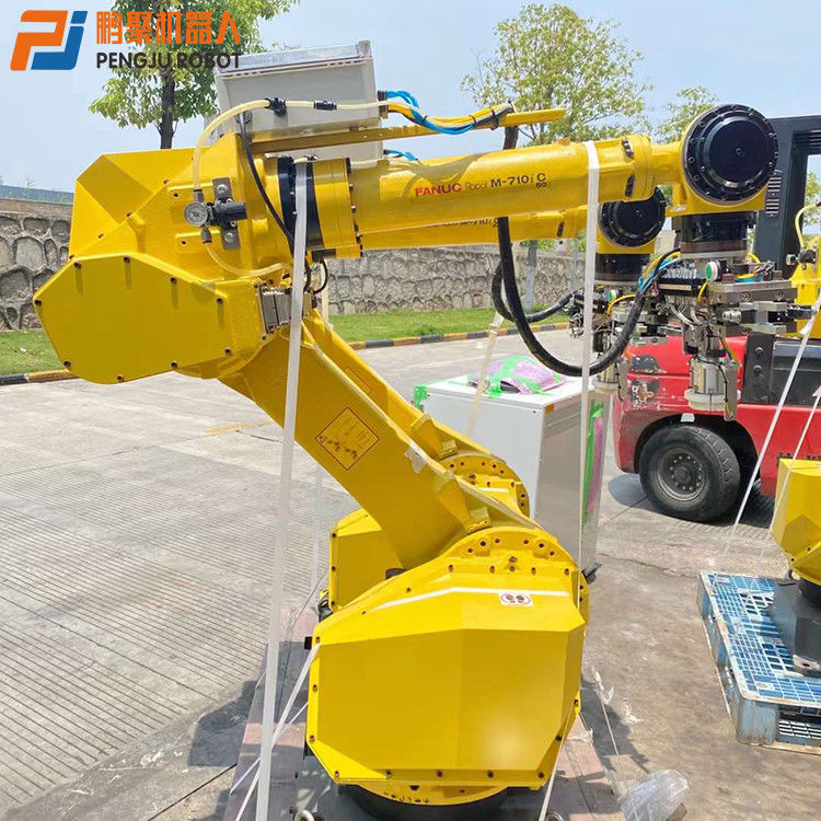 Fanuc Robot Part Selection Trans­fer­ring Pal­letiz­ing Pack­ing Machine Load­Ing Fanuc M-710iC/50 (R-30iA