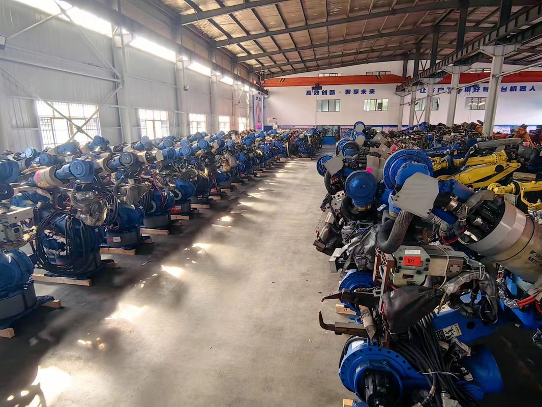 Industrial Laser Tracking Arc TIG Spot Welding Robot With Hollow Wrist For Aluminum Steel