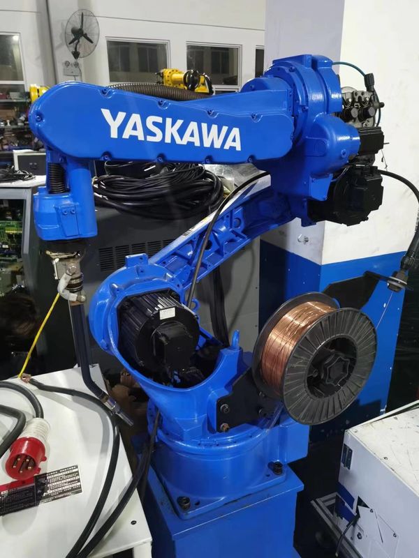 Industrial Welding MA1400 Yaskawa Used Robotic Arm With 3kg Payload With Control Cabinet 6 Axis