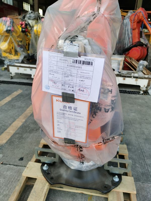 NEW KUKA KR210 R2700, KRC4 , 210kg load ,Reach 2700mm, Palletising , Assembly , Loading and unloading of parts,Education