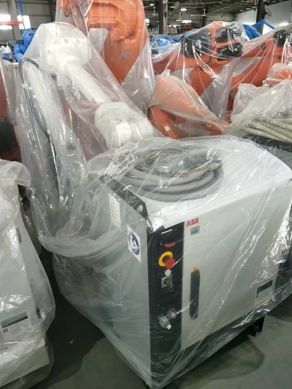 ABB IRB 4600-40/2.05 IP67 6-Axis 40kg Medium Payload ABB Robot For Machine Tending Deburring And Pick And Place Applications.