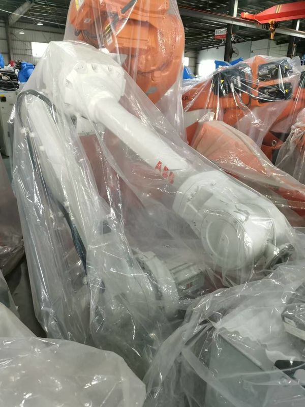 ABB IRB 4600-40/2.05 IP67 6-Axis 40kg Medium Payload ABB Robot For Machine Tending Deburring And Pick And Place Applications.