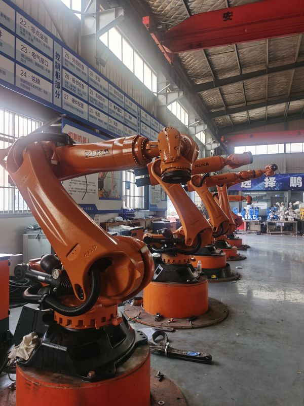 Kuka Software Used KUKA KR240 R2900 Ultra Robots IP 65 Safety ±0.1 Mm Repeatability And More For High Standards 240kg Payload  2900mm Reach