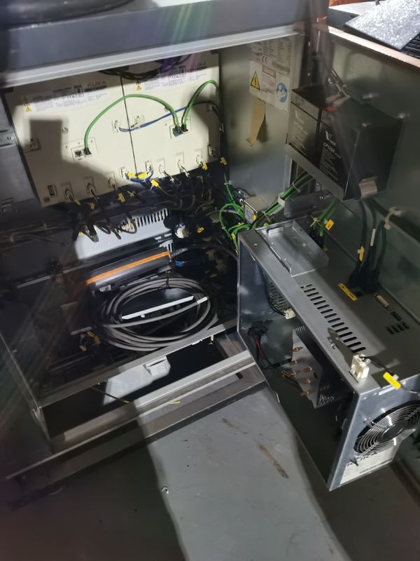 KRC4 Controller Included Used KUKA Robots KR60-3 60kg Payload 2033mm Reach for Loading Handling Cutting and Assembly