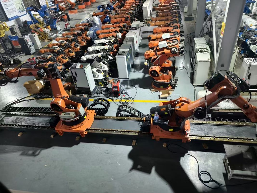 Maximize Your Production With Used KUKA Robots KR360-3 And KRC4 Controller ARC Welding Assembly Of Part Loading And Unloading Cutting Robot