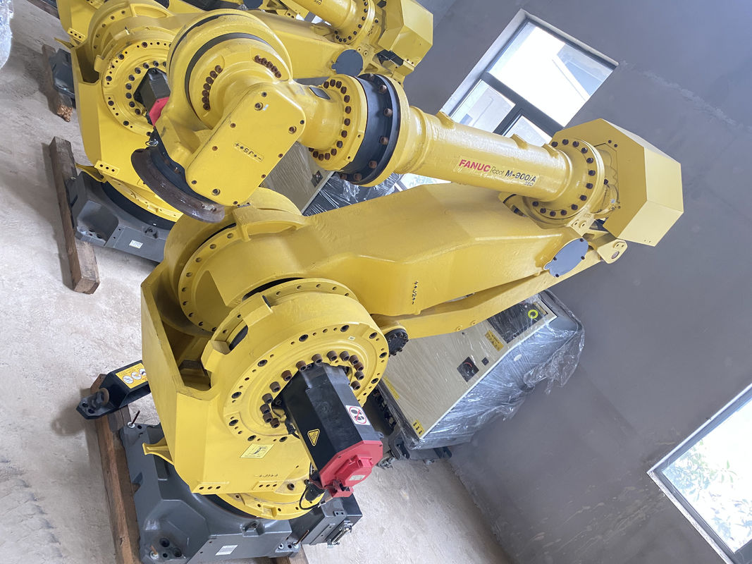 Fanuc M-900iA 350 Used Robots 6 Axes 2655mm Reach R30iA Controller Perfect for Palletizing and More