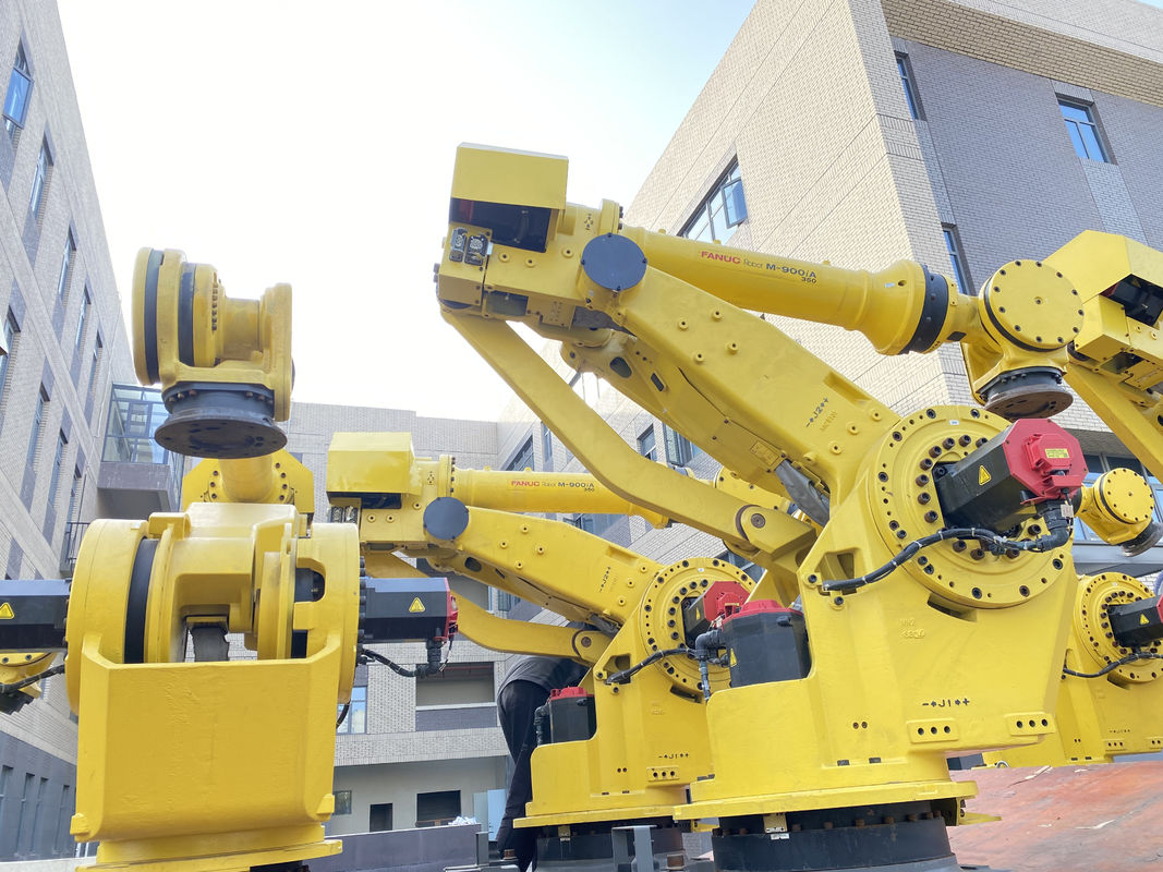 Fanuc M-900iA 350 Used Robots 6 Axes 2655mm Reach R30iA Controller Perfect for Palletizing and More