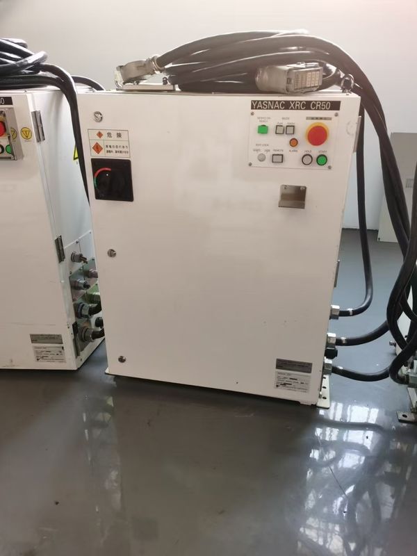 2061mm Reach CR50 XRC 50kg Payload Motoman Arc Welding Robot for Press Tending and Loading/Unloading of Parts