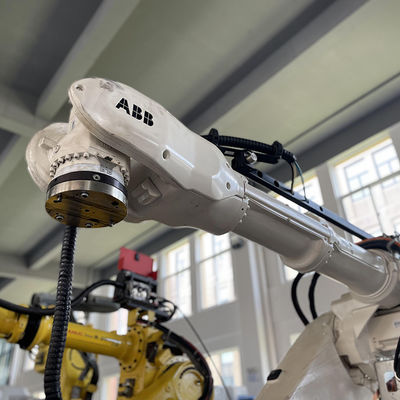 Used ABB Spot 6 Axis Welding Robot Handling Robot ABB6640-130/3.2