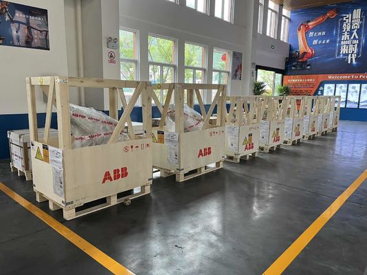NEW ABB IRB6700 M2004 200/2.60 Press Tending , Palletising , Loading Parts , Machining Handling Of Parts , Measurement ,
